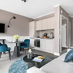 Theviewb08